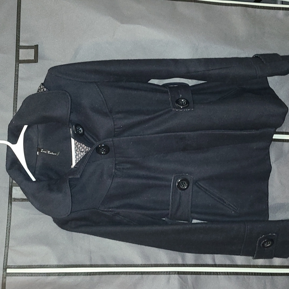 Peacoat with a detachable hood